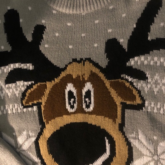 Holiday sweater - Picture 2 of 3